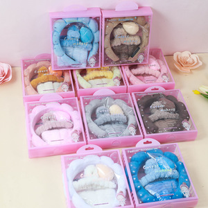 Nuevo Set de Diademas 5 en 1, Diadema Cloud, Correa para la Muñeca, en Caja, Diademas Modernas para Mujer, Uso en Exteriores e Interiores - Product Image 2