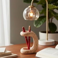 Porte-stylos et organiseur en travertin beige