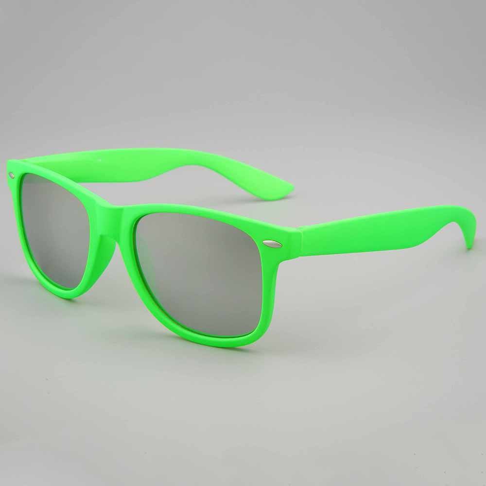 สีเขียว