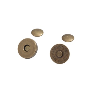 Bottoni Magnetici Ultra Sottili Antiruggine da 10mm, 14mm, 18mm <span class=keywords><strong>per</strong></span> <span class=keywords><strong>Borse</strong></span>, <span class=keywords><strong>Chiusura</strong></span> Magnetica Forte, Vendita all'Ingrosso - Product Image 1