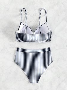 Maillot de bain bikini rayé imprimé de haute qualité, maillot de bain sexy pour femme pour les vacances à la plage, vente en gros - Product Image 5