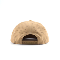 Casquette tropicale 5 panneaux imperméable perforée avec logo en caoutchouc et visière plate, personnalisable OEM