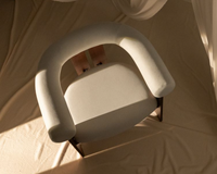 Chaises de salle à manger d'intérieur en gros, construction en bois massif, design moderne avec roulettes pour l'exportation de meubles domestiques