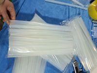 Bâtons de colle thermofusible de marque Deyi (7mm et 11mm de diamètre)