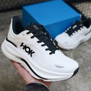 Chaussures de course en cuir de vachette à lacets avec logo de designer 2026 pour hommes et femmes, respirantes, confortables, antidérapantes, baskets décontractées HOKAS - Product Image 2