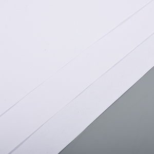 Papel Fusen, Papel Bond Blanco General, <50g, Pulpa de Madera Virgen Reciclada, Sin Recubrimiento, Pulpa Química-Mecánica, Compatible con Impresión Offset - Product Image 1