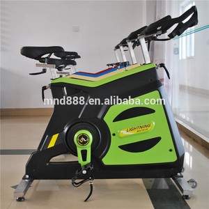 Vélo de spinning en acier pour usage commercial, idéal pour la musculation et l'entraînement physique, directement de l'usine. - Product Image 2