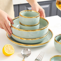 Nouvelles collections de vaisselle en porcelaine, assiettes de luxe avec incrustations dorées, vert clair moderne pour la maison et les mariages