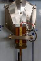 Machine d'emballage de sachets de boisson à commande mécanique