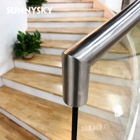 Escalier flottant rond en verre, design en verre trempé stratifié métallique, structure en acier moderne à l'intérieur de la maison, XIYATECH