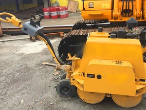 <span class=keywords><strong>Mini</strong></span>-rouleau compresseur routier à double tambour autopropulsé LTC08H 5,68 kW 770 kg 12 kN de force de compression pour travaux de compactage - Product Image 6