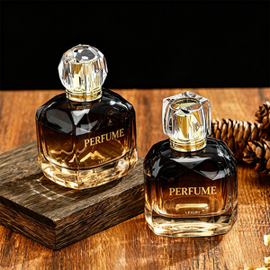 Flacone di Profumo Vuoto in Vetro di Lusso con Taglio Diamantato, Pompa Spray, Logo Personalizzato Serigrafato, Confezione Regalo - Product Image 1