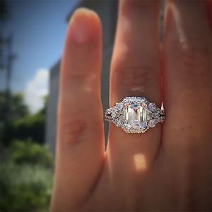 Bague scintillante style pavé pour femme, bijou de doigt en pierre, à porter au quotidien - Product Image 3
