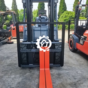 מלגזה משומשת של טויוטה 30, עבודה כבדה, שעות עבודה נמוכות, חלקים מקוריים, פונקציונליות מלאה, ביצועים גבוהים, מוכנה לעבודה - Product Image 4