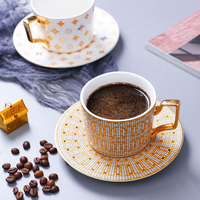 Ensemble de tasses et soucoupes en céramique mosaïque de style nordique moderne avec cuillère, passe au lave-vaisselle et au micro-ondes, idéal pour le thé de l'après-midi et le café turc