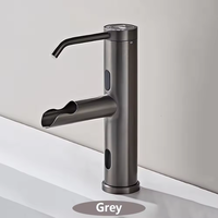 Robinet de salle de bain intelligent moderne monotrou sans contact, double capteur, avec distributeur de savon, cartouche céramique, eau chaude et froide