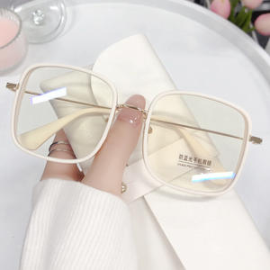 Gafas <span class=keywords><strong>de</strong></span> Diseño con Receta, <span class=keywords><strong>de</strong></span> Plástico, Certificadas por la CE, que Proporcionan una Visión Clara y Duradera para Leer Libros y la Vida Diaria - Product Image 3