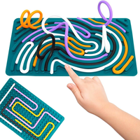 Planche d'activités sensorielles à double face en silicone pour enfants, best-seller, pour calmer les enfants
