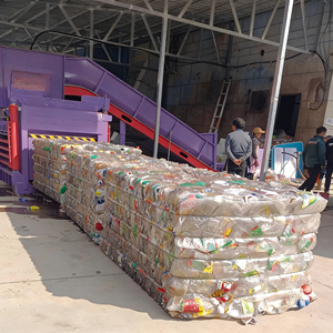 Compactadora Hidráulica Horizontal Semiautomática para Papel, Cartón, Plástico y Otros Residuos Industriales - Product Image 2