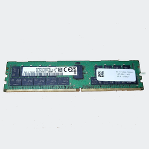 M393A4K40EB3-CWEBY 32 Go DDR4-3200 MHz PC4-25600 2RX4 Mémoire ECC - Product Image 2
