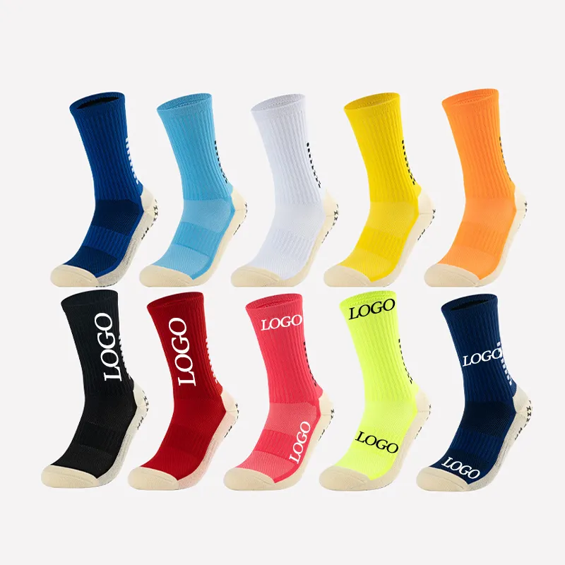 Custom logo Oem basketball sports men athletic grip towel running football soccer anti non slip crew socks stripes calcetines