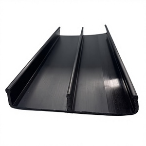 Bande de soudure industrielle en géomembrane HDPE E-Lock EL-20, écologique, durable, anti-fissuration et anti-gel pour la construction de bassins, de barrages et de décharges. - Product Image 1