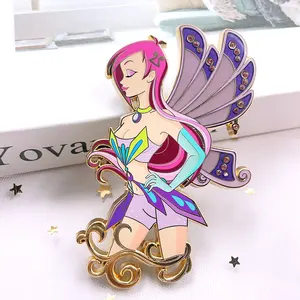 도매 금도금 진주 소용돌이 옷깃 핀 날개 사용자 정의 라인 석 투명 하드 에나멜 핀 천사 소녀 애니메이션 에나멜 핀