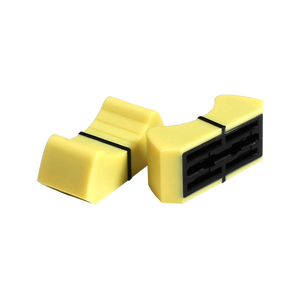 Botón de plástico Botón de mezclador moleteado Botón de interruptor deslizante de plástico Heying con indicador en la parte superior y lateral para audio - Product Image 3