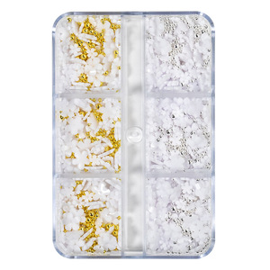 Breloques pour ongles en forme de fleur à cinq pétales avec billes d'acier, en plastique blanc, accessoires de décoration 3D pour nail art, pour manucure DIY en salon - Product Image 6