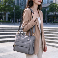Sac fourre-tout en néoprène gris ODM à étiquette privée, grande capacité, imperméable, pour femmes, avec plusieurs poches