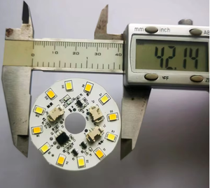 Lampe de table rechargeable tactile 3,7 V 5 V, lampe de pelouse LED, lampe de <span class=keywords><strong>camping</strong></span> LED, gradation, changement de couleur, interrupteur tactile, accessoires - Product Image 3