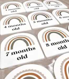 Signe d'annonce de naissance acrylique bébé jalon <span class=keywords><strong>arc</strong></span>-<span class=keywords><strong>en</strong></span>-<span class=keywords><strong>ciel</strong></span> bébé Photo accessoires acrylique jalon disques - Product Image 1