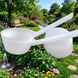 Cucharón de Agua de Plástico Blanco con Mango Largo para Uso Industrial - Product Image 3