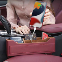 Organisateur de rangement de luxe pour l'espace entre les sièges de voiture, boîte de rangement en cuir PU, porte-gobelet, poche latérale pour accessoires intérieurs de voiture, sac de console automobile