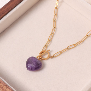 Collier pendentif unisexe tendance en forme de cœur en agate naturelle, plaqué or et argent sur acier inoxydable, avec chaîne à maillons, emballage en boîte – Articles en stock - Product Image 5