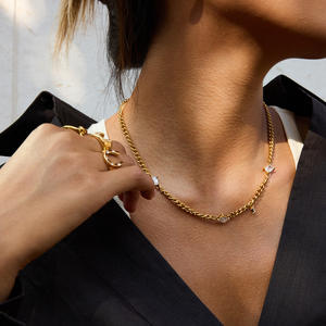 سلسلة قلادة فاخرة من الفولاذ المقاوم للصدأ مطلية بالذهب عيار 18 لا تتلاشى ، قلادة ضيقة بسيطة من الزركون ، سلسلة كوبية ، قلادات للنساء - Product Image 3