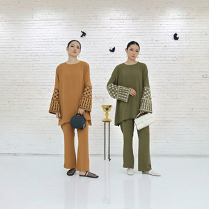 Abaya modeste en polyester brodé MQ110 pour femmes, grande taille, cardigan robe d'hiver, d'été et d'automne, mode de mariage du Moyen-Orient - Product Image 2