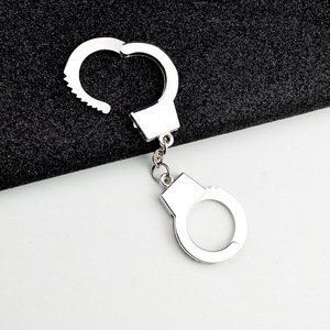 Porte-clés pour clés de voiture avec porte-monnaie, breloque en forme de menottes, porte-clés en métal, porte-clés créatif en forme de menottes, cadeaux de Noël - Product Image 4