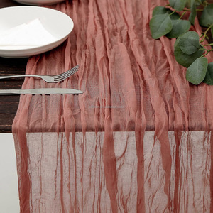 <span class=keywords><strong>Chemin</strong></span> <span class=keywords><strong>de</strong></span> <span class=keywords><strong>table</strong></span> en gaze <span class=keywords><strong>de</strong></span> coton crêpe vert sauge pour décoration <span class=keywords><strong>de</strong></span> mariage en polyester - Product Image 3