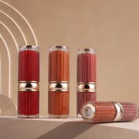 Gloss à lèvres longue tenue aux minéraux naturels, emballage en spirale, tubes personnalisés pour un look naturel, échantillon de rouge à lèvres OEM ODM