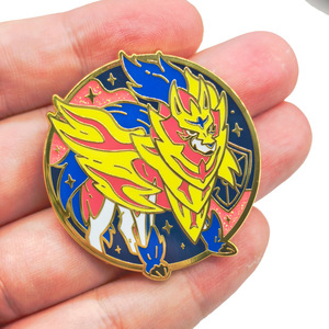 Chx Pokemoned Badges en métal émaillé de haute qualité de 5-6 cm, Pokémon Koraidon Miraidon Groudon, pour la décoration de sacs à dos et de vêtements - Product Image 4
