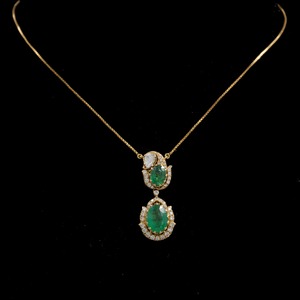 จี้เพชรพลอยสีเขียวมรกต ดีไซน์มินิมอลสำหรับผู้หญิง สร้อยคอทอง 14k จี้แฟชั่น งานแฮนด์เมด ผลิตภัณฑ์ขายส่ง - Product Image 2