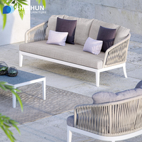 Ensemble de salle à manger d'extérieur moderne en métal durable de haute qualité pour hôtel, cour, terrasse, avec coussins tressés en corde (pour salon et chambre)