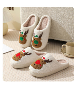 Chaussons en velours brodés motif <span class=keywords><strong>chien</strong></span> saucisse <span class=keywords><strong>de</strong></span> dessin animé, très populaires, pour la chaleur et le confort intérieur en hiver - Product Image 6