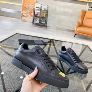 Chaussures de luxe de haute qualité 2026 pour hommes, style décontracté, chaussures de marche classiques, logo personnalisé, baskets pour hommes et femmes - Product Image 1