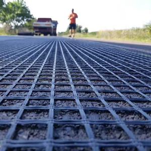 Заводская поставка, базальтовая/стекловолоконная сетка с покрытием из георешетки, битум 100-100 кН/м, стекловолоконная георетка, 100 кН для дорожного и мостового покрытия - Product Image 4