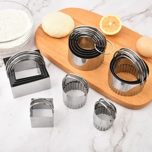 Bộ khuôn bánh quy bằng thép không gỉ, bao gồm khuôn bánh quy và bánh, vòng mousse và máy cắt bánh quy. - Product Image 1