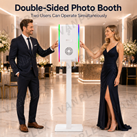 Photomaton double écran 15,6 pouces avec écran de partage social, lumière RVB et support métallique pour mariages, fêtes et événements marketing