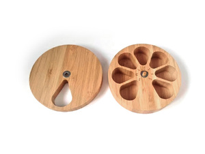 Pastillero Magnético Portátil de Madera, Mini Caja Rectangular para Almacenamiento de Medicamentos - Product Image 3