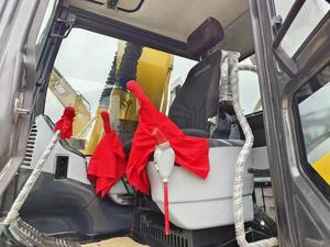 Mini-excavatrice Komatsu PC110 d'occasion, 11 tonnes, équipement industriel du Japon, moteur Cummins, certifiée CE, avec pompe à godet pour rapport. - Product Image 5